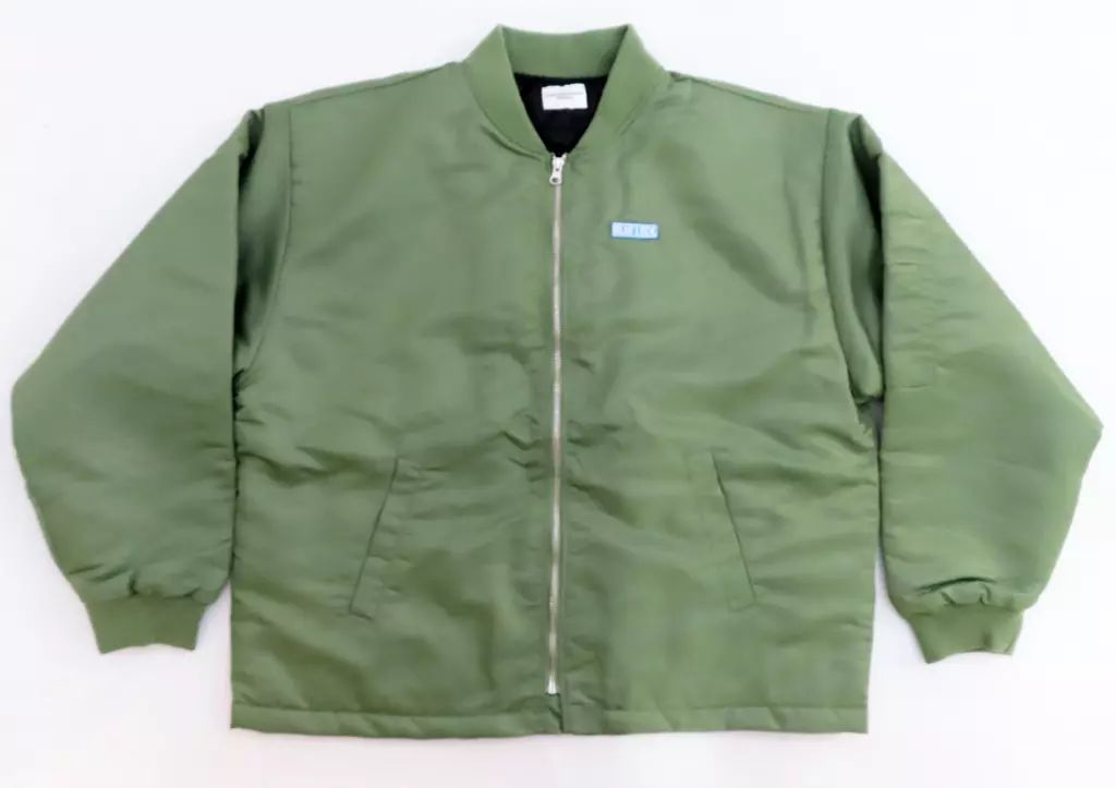 中古】アウターウェア 潔世一 MA-1ジャケット カーキ