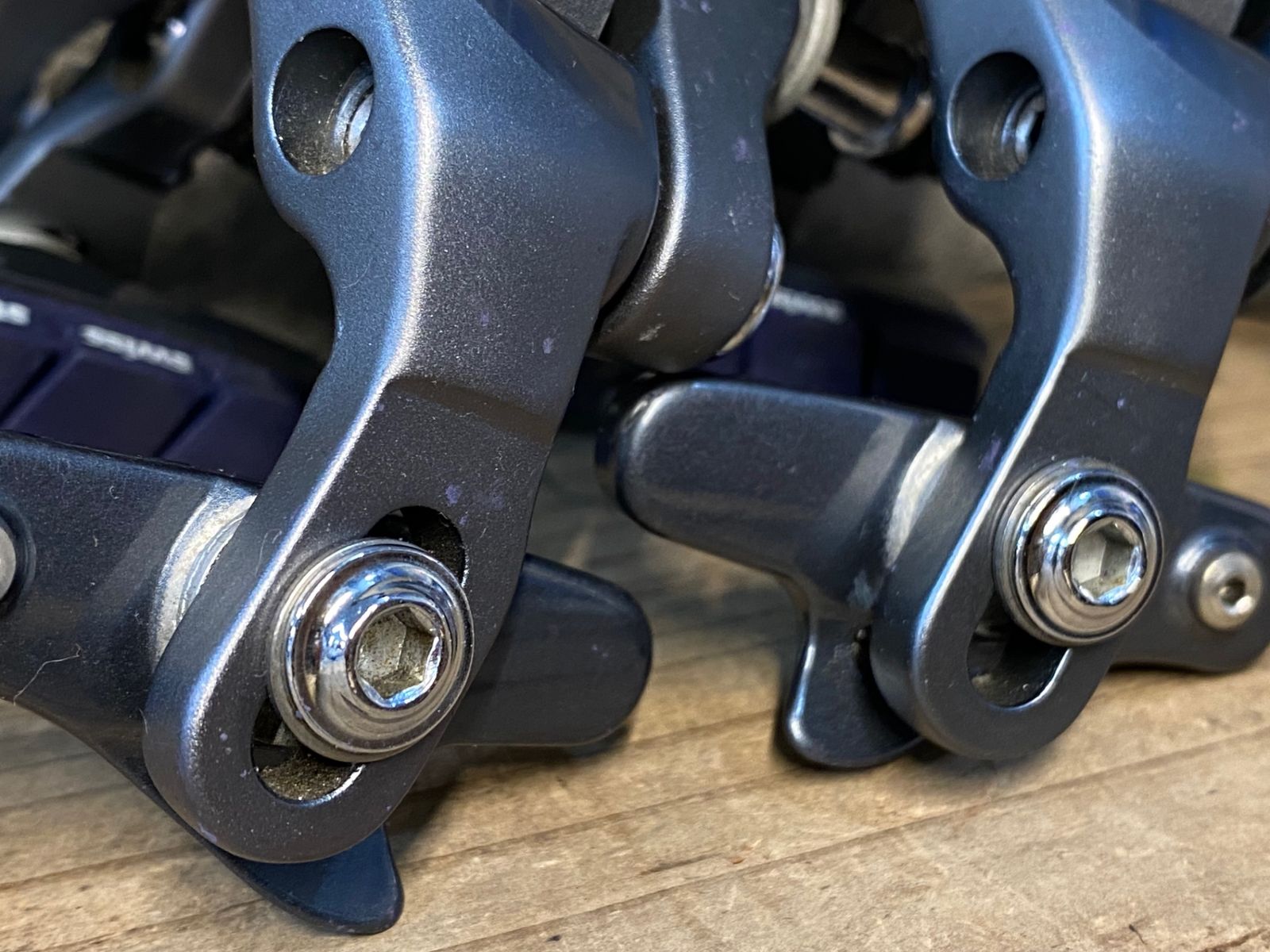 IV174 シマノ SHIMANO アルテグラ ULTEGRA BR-6800 キャリパー