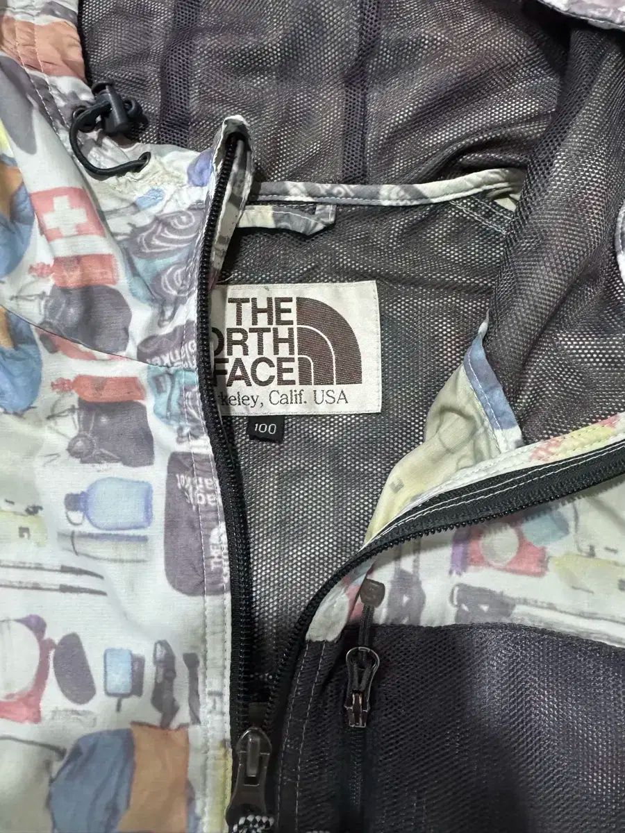 NORTH FACE