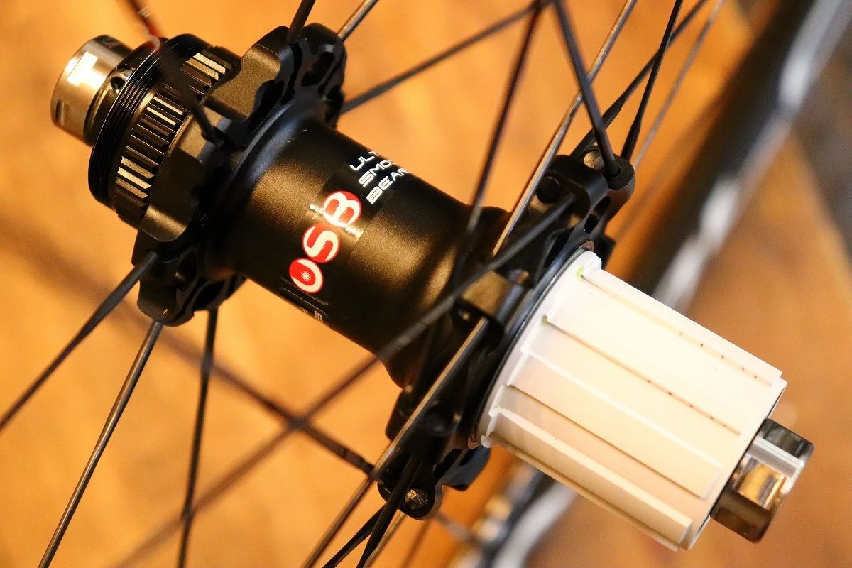 campagnolo bora one 50 カーボンクリンチャー シマノ カンパニョーロ CAMPAGNOLO ボーラワン BORA ONE 50 カーボン