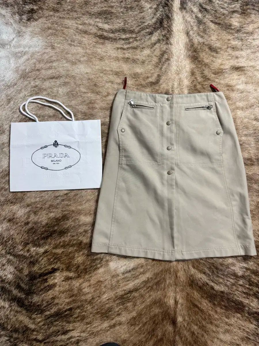 PRADA プラダ スポーツ ユーティリティ スカート