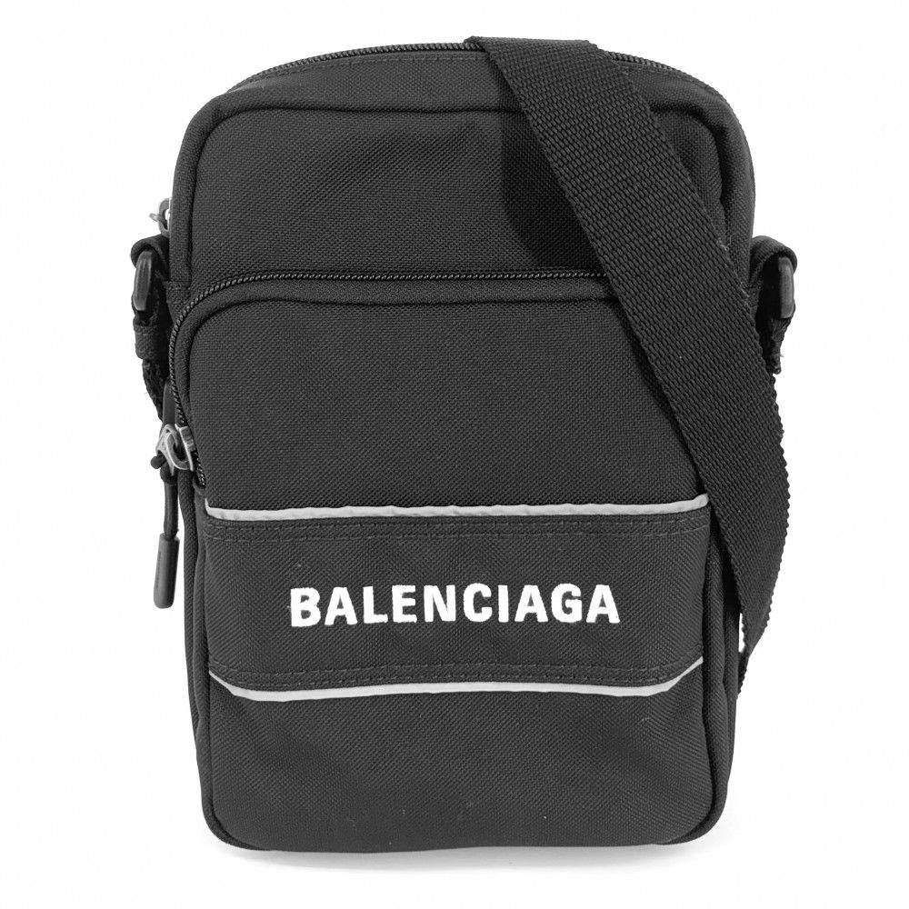 バレンシアガ ショルダーバッグ メンズ フォンホルダー スポーツ メッセンジャーバッグS 斜め掛け かばん 鞄 BALENCIAGA 638657 ナイロン ブラック 黒 シルバー金具【中古品】