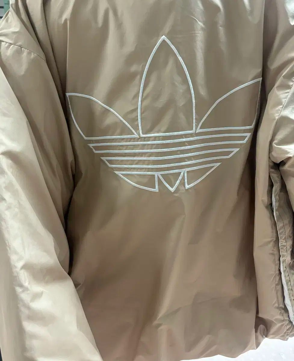 アディダス リバーシブル ダウン パファー s