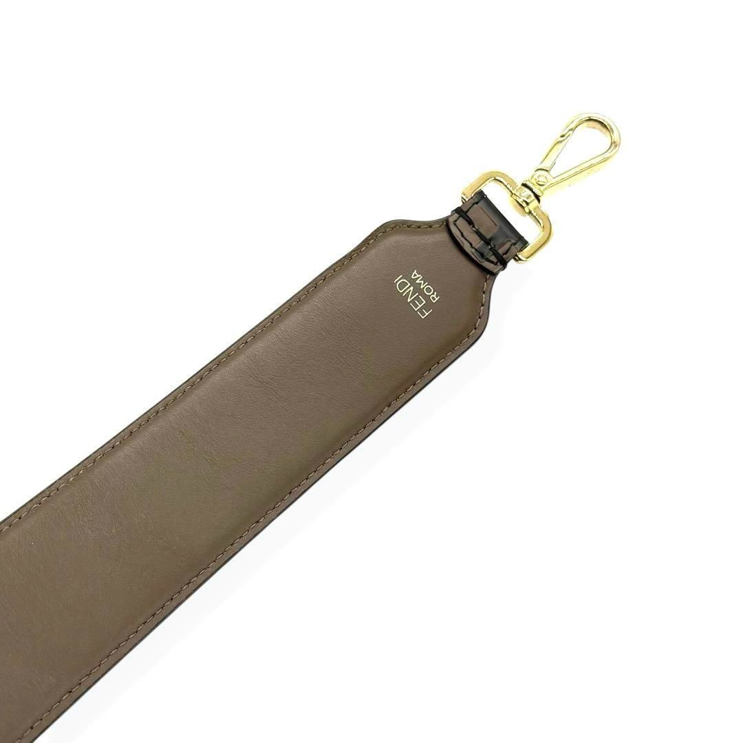 使用わずか フェンディ ミニストラップユー ズッカ ショルダー