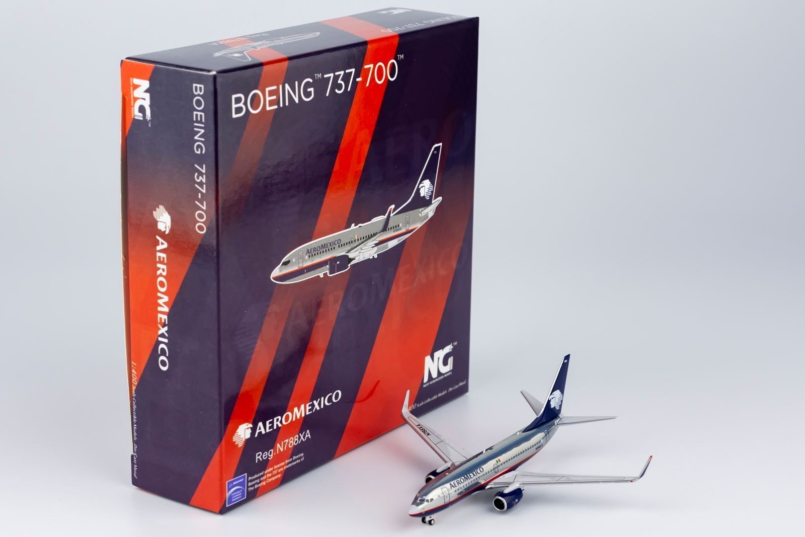 737-700