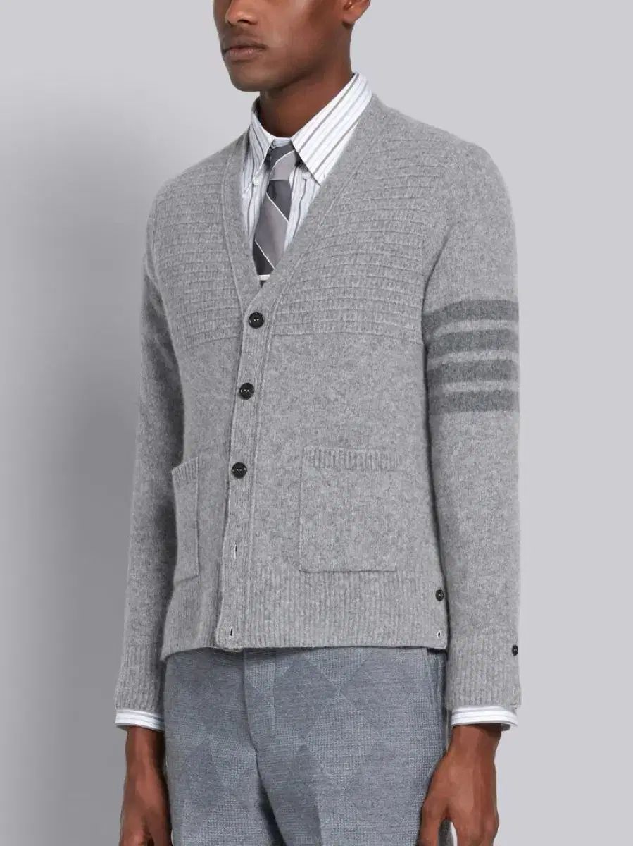 Thom Browne トム ブラウン 検証する ステッチ 色調 オーバ ミックス カーディガン
