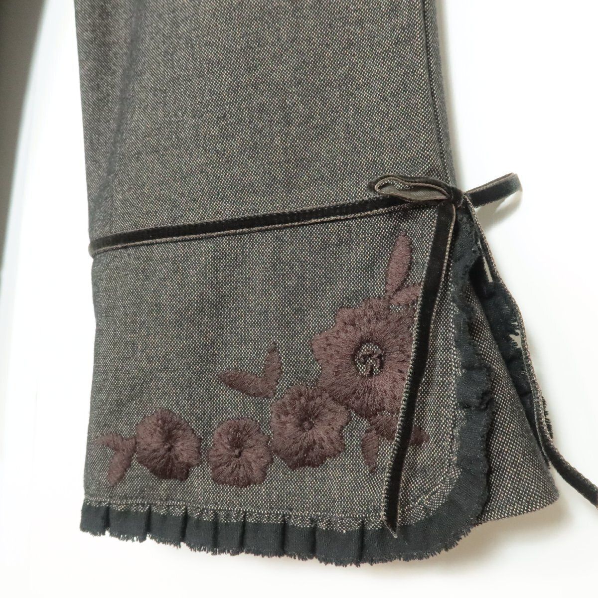 極美品：紙タグ】ピンクハウス☆大人可愛いクロップドパンツ 繊細