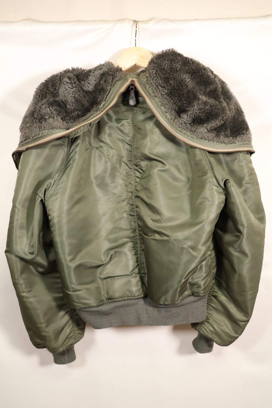 MEDIUM アメリカ空軍