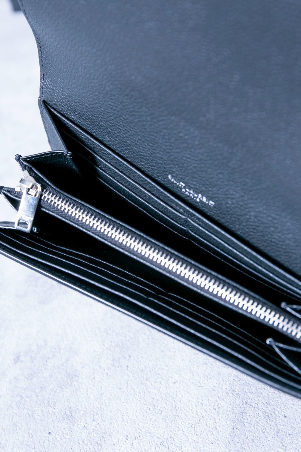 Saint Laurent サンローラン YSLライン ラージ フラップ Saint Laurent サンローラン YSLライン ラージ フラップ