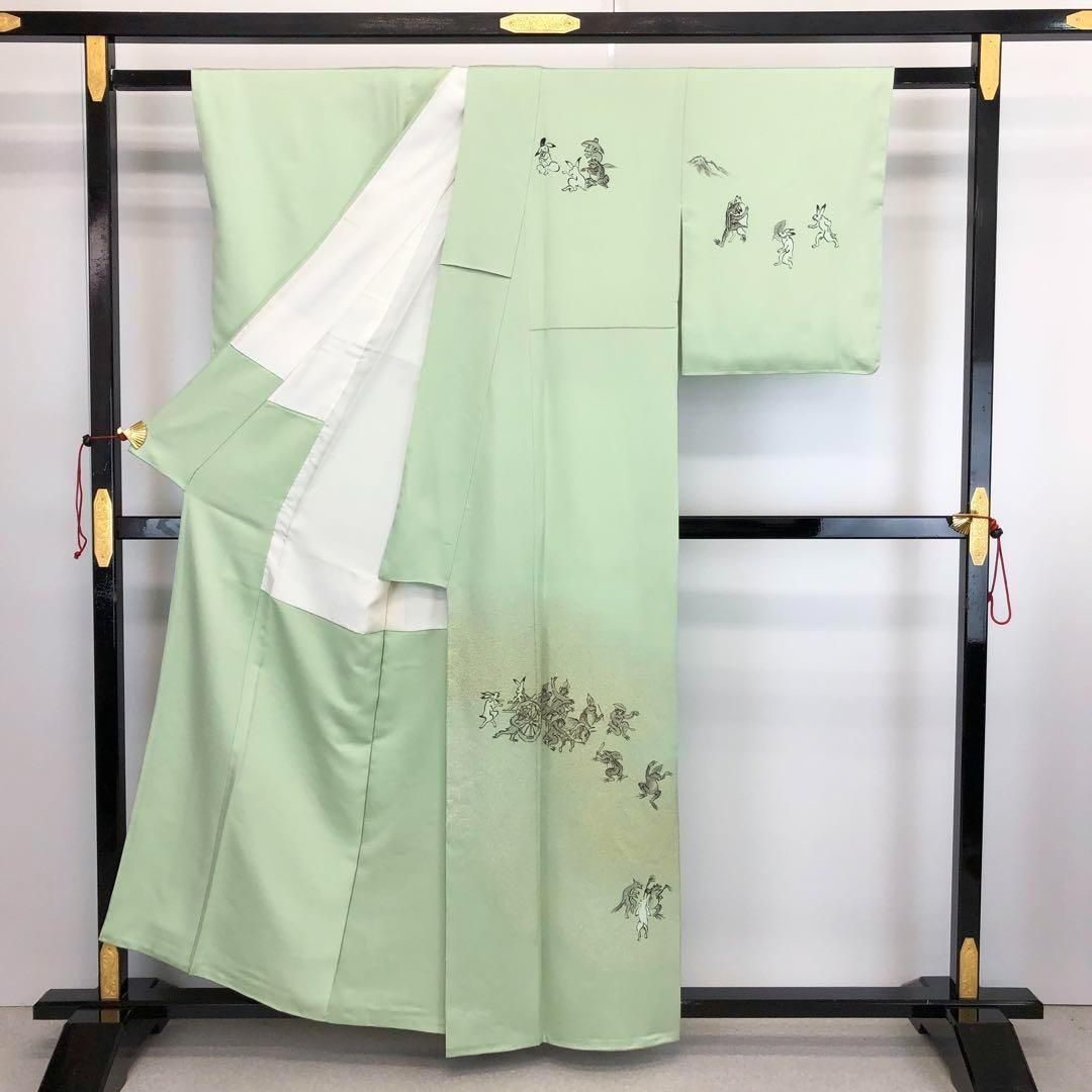 付下げ 鳥獣戯画 手描き 寿光織 薄緑色 しつけ糸 K-3566 付下げ 鳥獣戯画 手描き 寿光織 薄緑色 しつけ糸 K-3566 - メルカリ