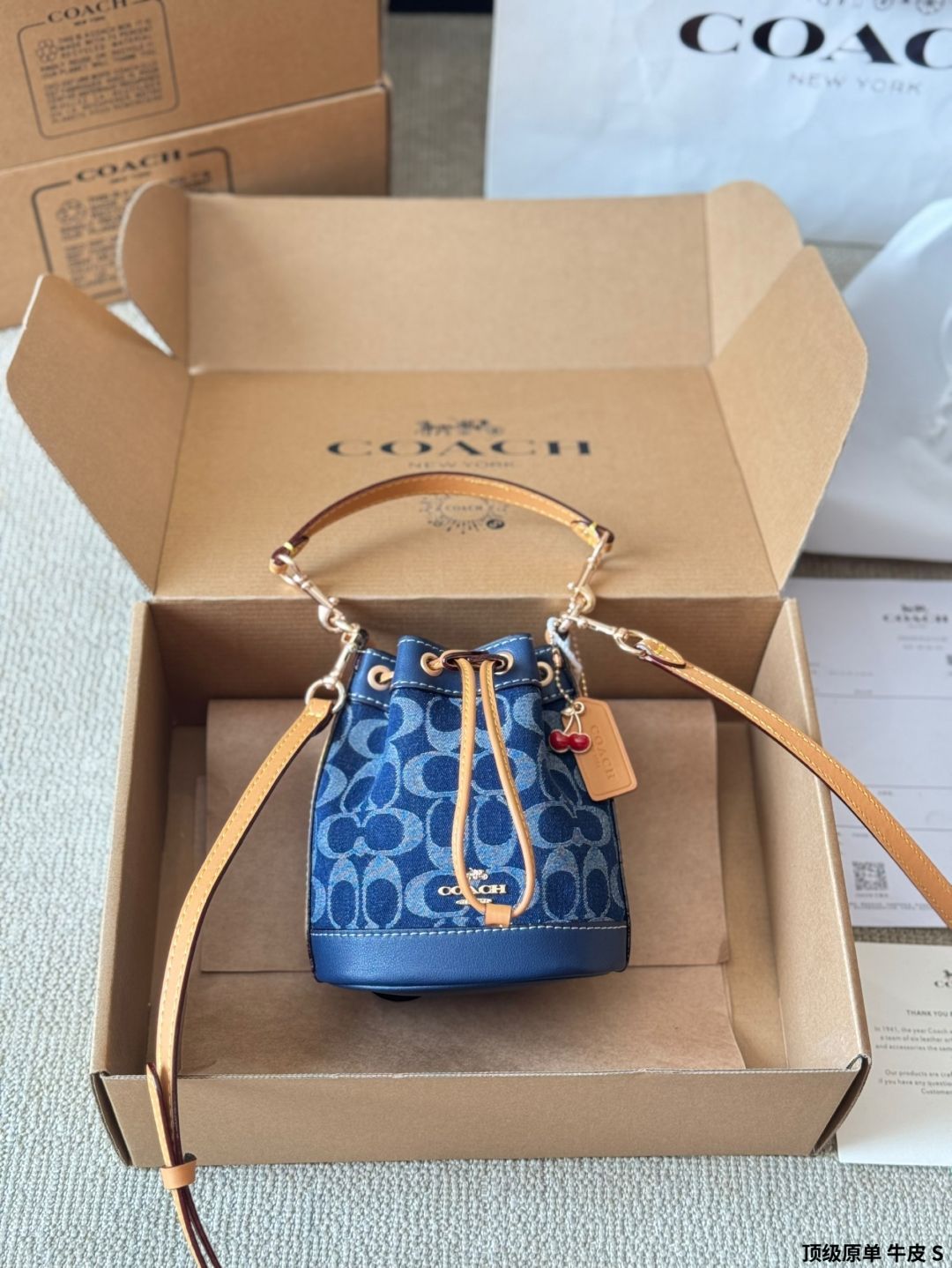 COACH デンプシー ミニバケットバッグ ? 14×16.5×9cm | -WTO輸入1