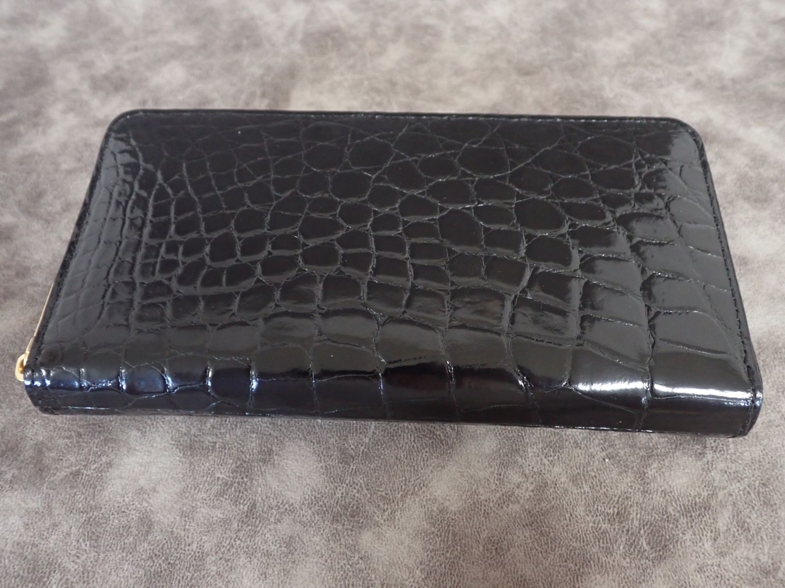 最高級ヘンローン/クロコダイル/シャイニング/繋ぎ目/ブラック/ボンベ加工 最高級ヘンローン/クロコダイル/シャイニング/繋ぎ目/ブラック