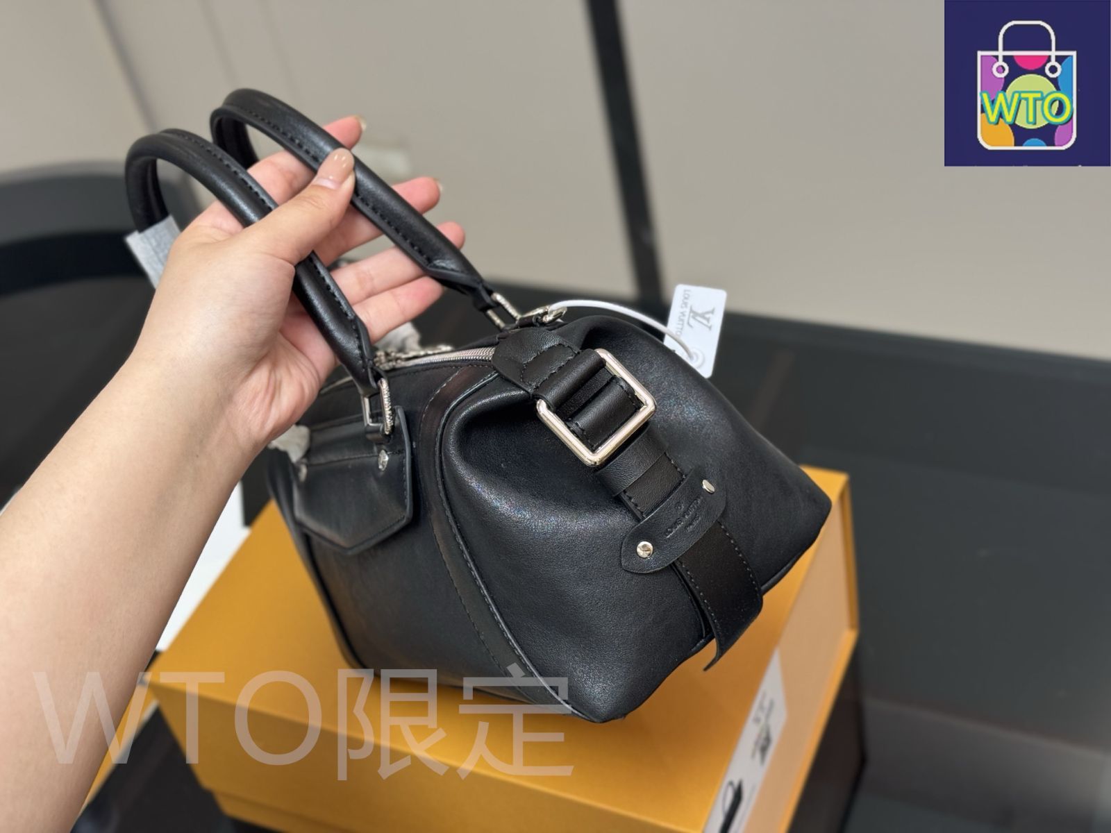 今日特価】Louis Vuitton ルイ・ヴィトン バイカーバッグ