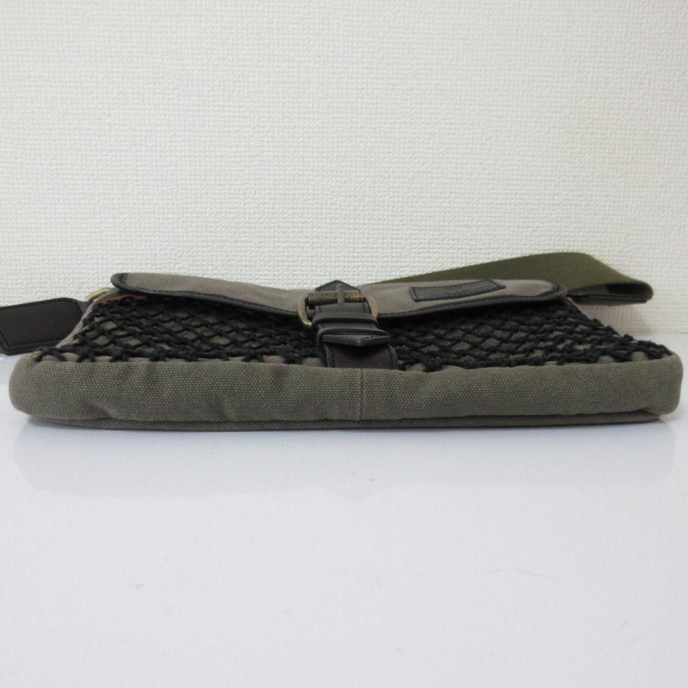 ★美品★ Vivienne Westwood メッセンジャー 迷彩 斜め掛け 良品 Vivienne Westwood ヴィヴィアンウエストウッド ショルダー
