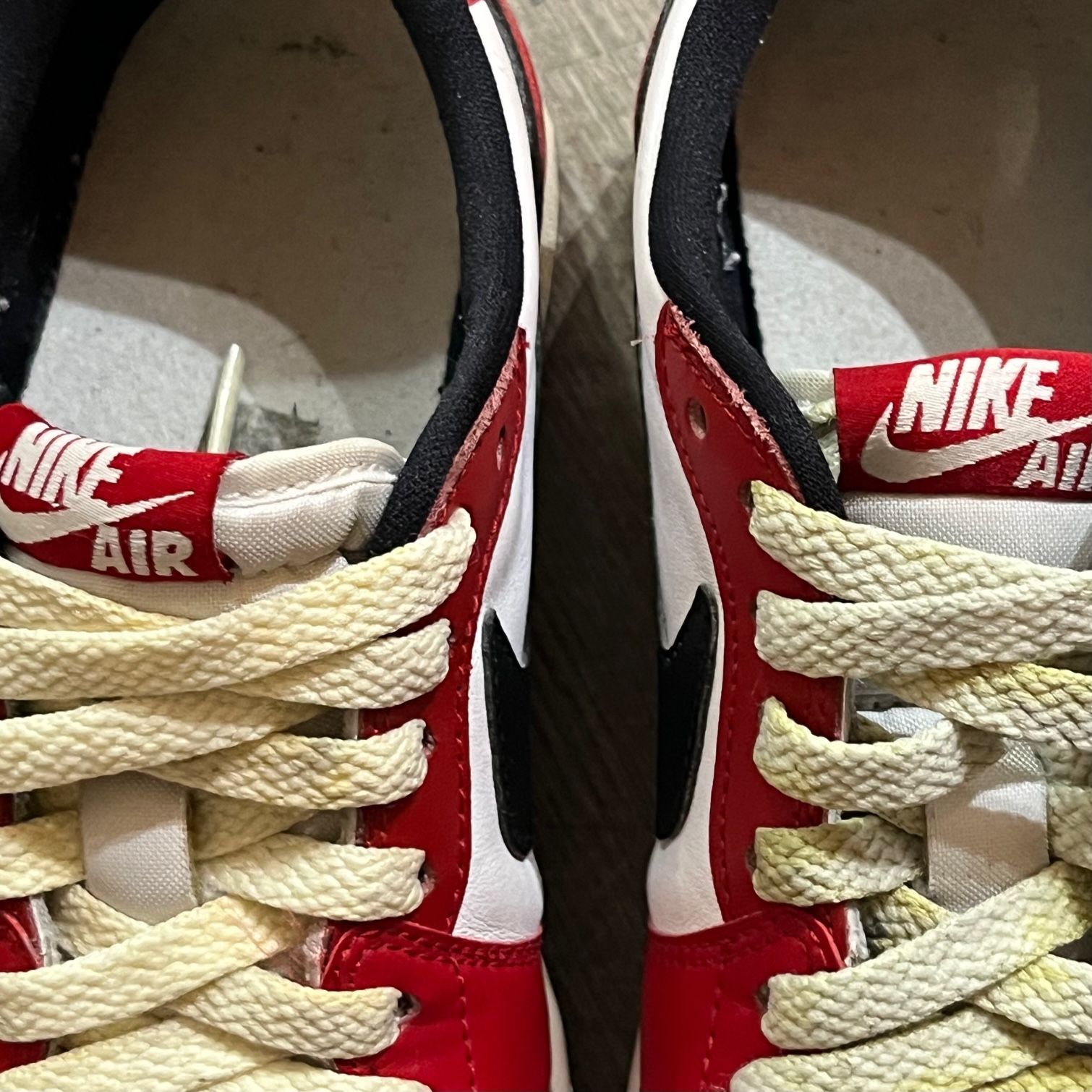 NIKE AIR JORDAN 1 RETRO LOW OG 705329-600 シカゴ エアジョーダン スニーカー ナイキ 25.5cm  58055A