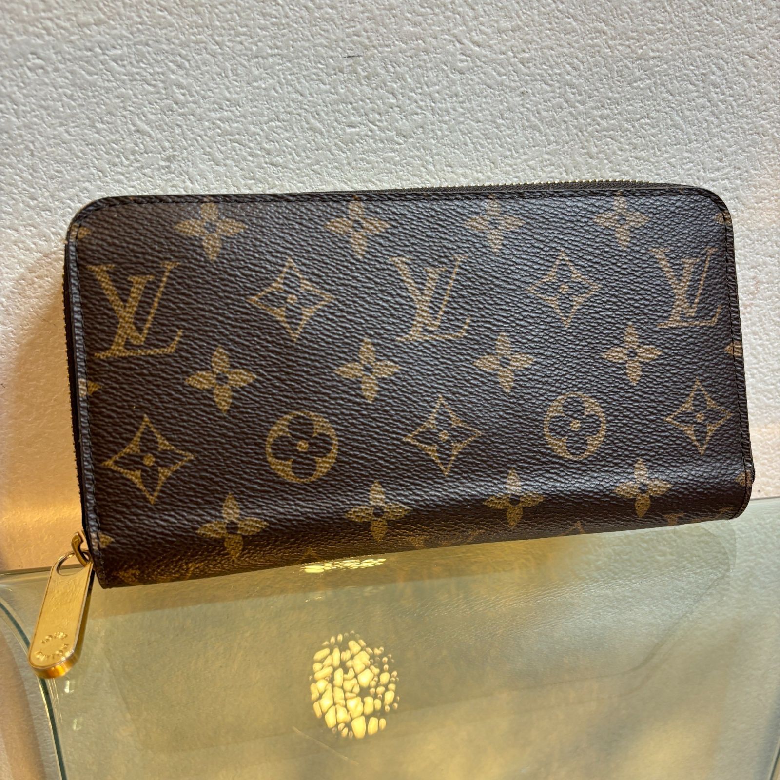 ΩNA1784 大人気！ LOUIS VUITTON ルイヴィトン 長財布 ジッピーウォレット モノグラム M60017