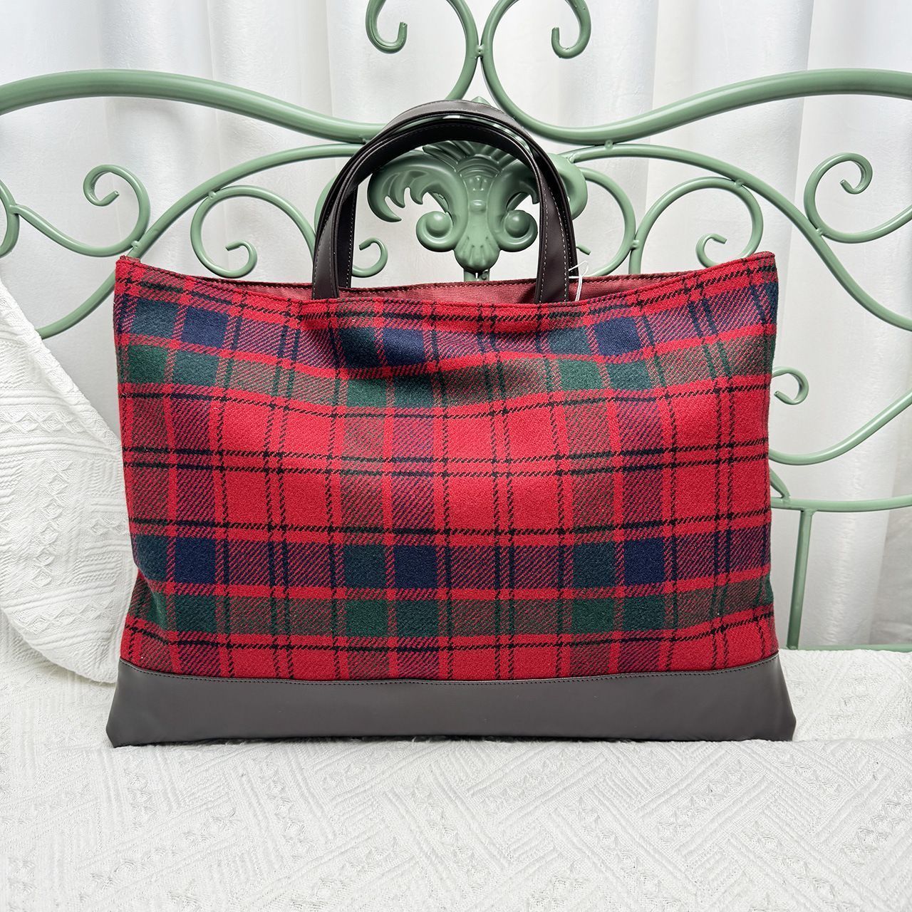 新品未使用 ファミリア クリスマス トートバッグ マザーズバッグ  