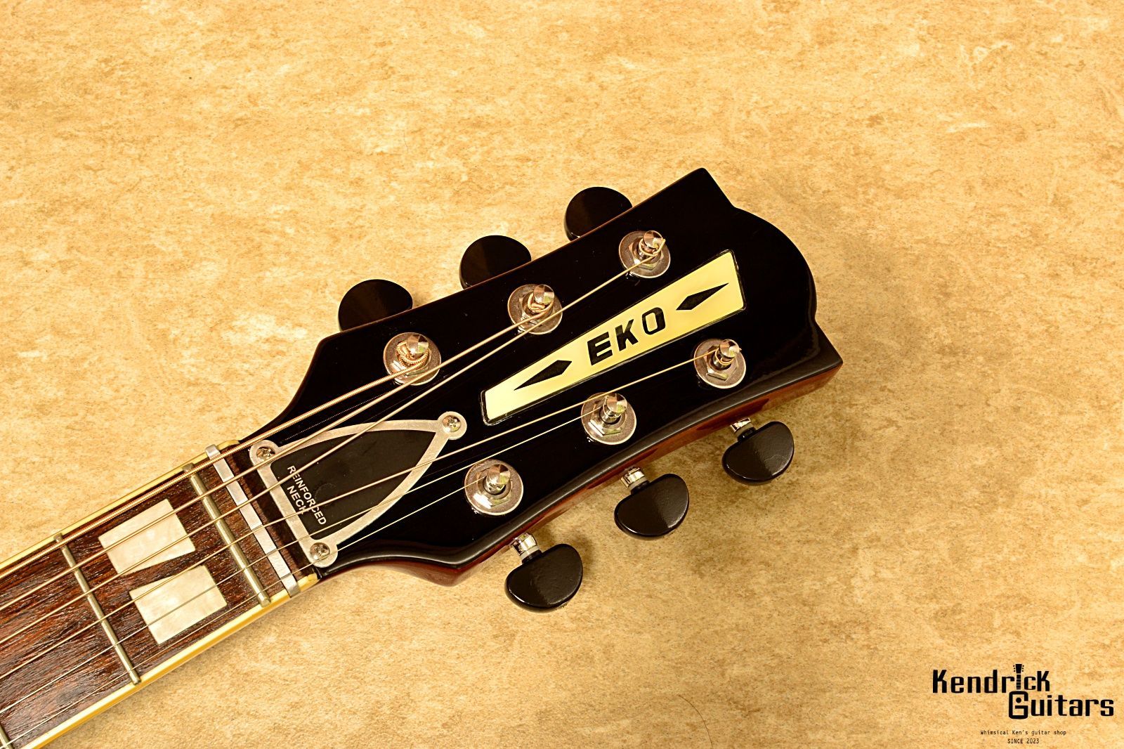 EKO Ranger VI VR EQ - HB w/GB ハート ピック ギター