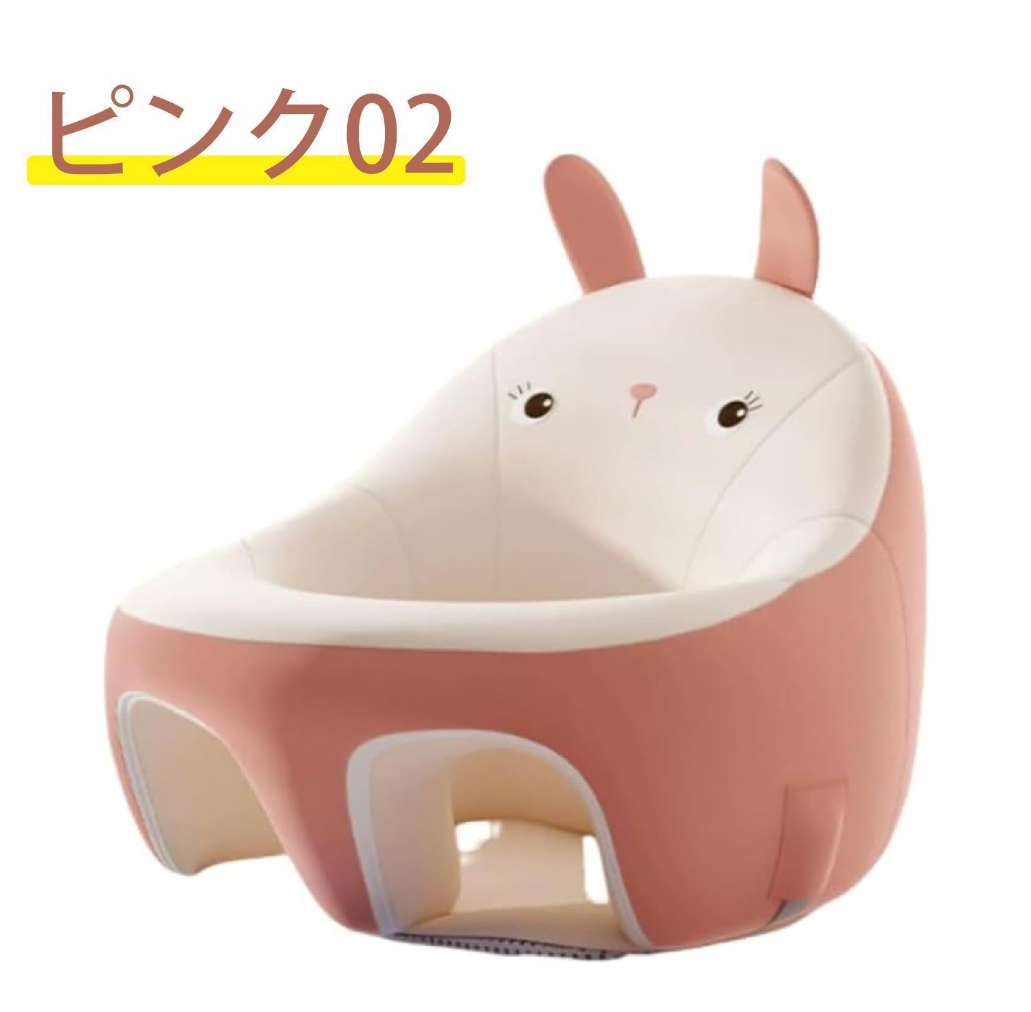 赤ちゃん子供がソファに座ることを学ぶ