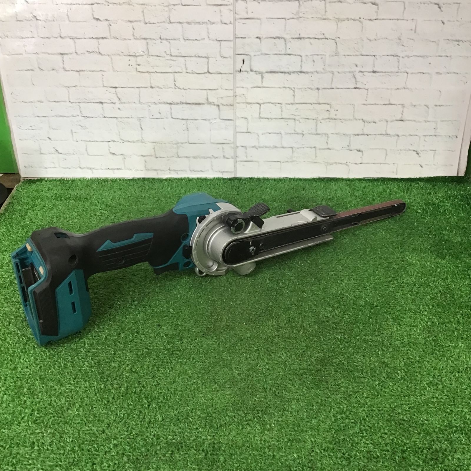 マキタ makita コードレスベルトサンダ BS180DZ 町田店