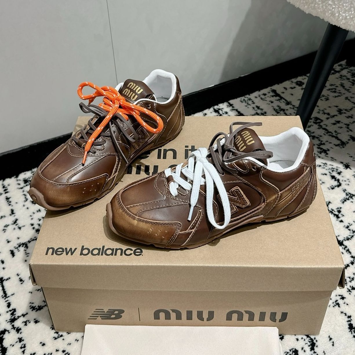 NEW Balance X Miu Miu 530 SL スニーカー