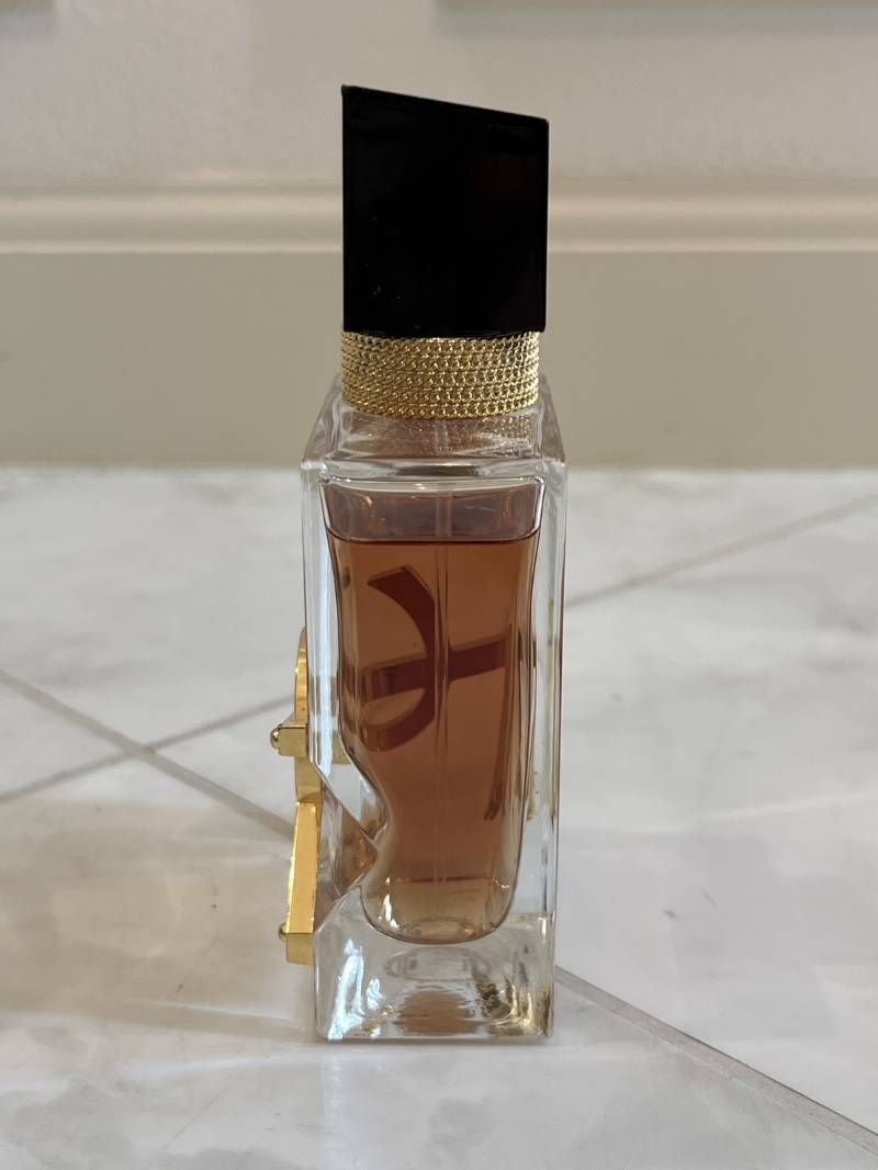 YSL リブレ オーデパルファム フローラル 50ml 香水 YSL リブレ オーデ