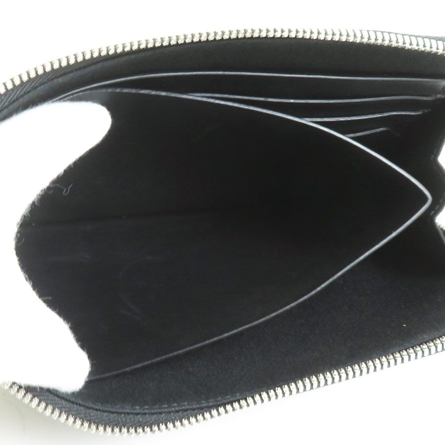 ラウンドファスナー長財布