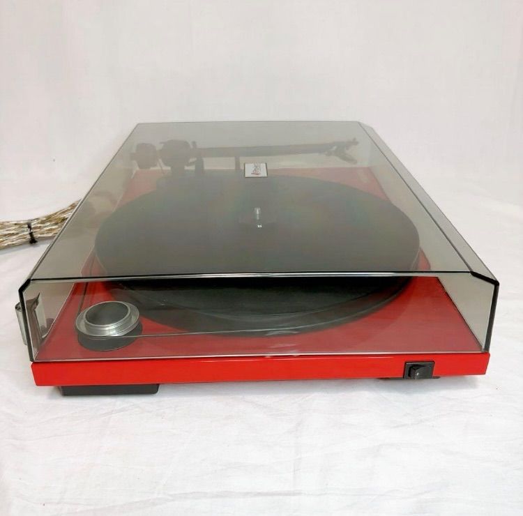 ターンテーブル