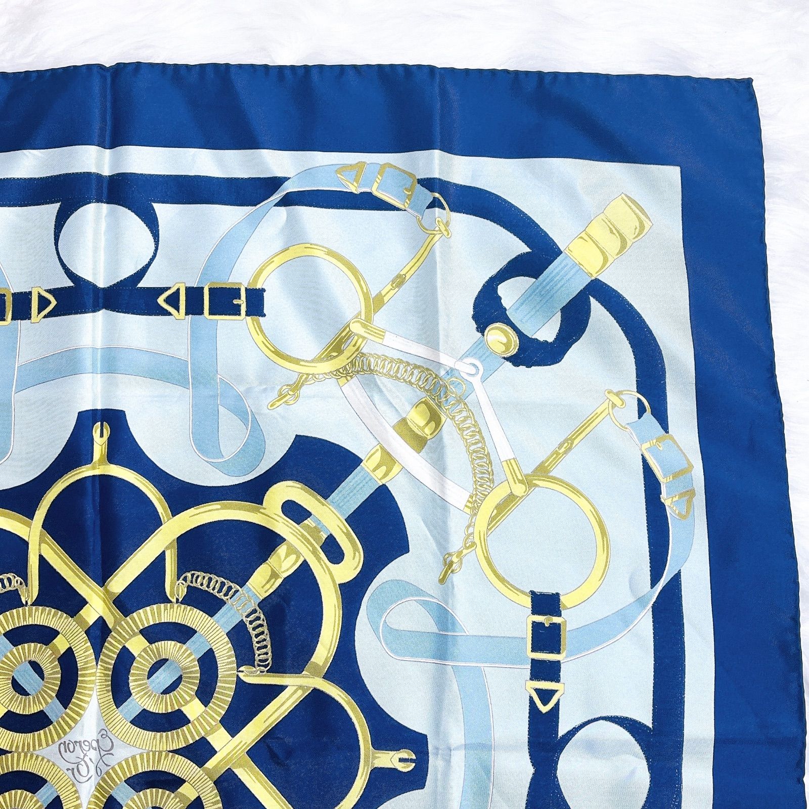 エルメス HERMES スカーフ カレ90 黄金の拍車 馬具 大判 HERMES エルメス カレ90 スカーフ Eperon d Or 黄金の拍車