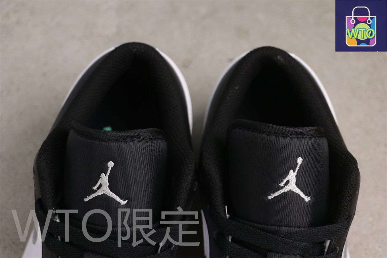 今日特価】Jordan 553558-131 ジョーダン 1 ローカット ブラック
