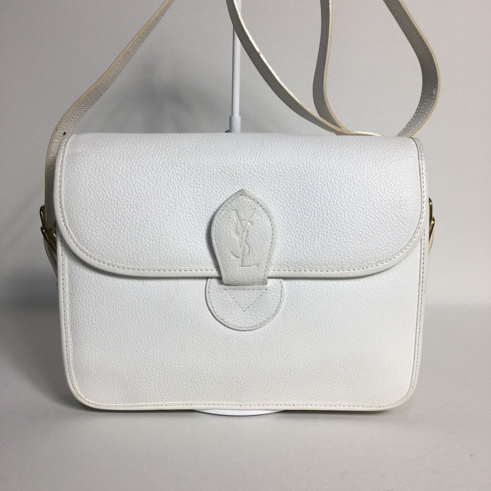 2503-215｜美品｜イヴサンローラン ショルダーバッグ ホワイト YSLロゴ 2503-215｜美品｜イヴサンローラン ショルダーバッグ ホワイト