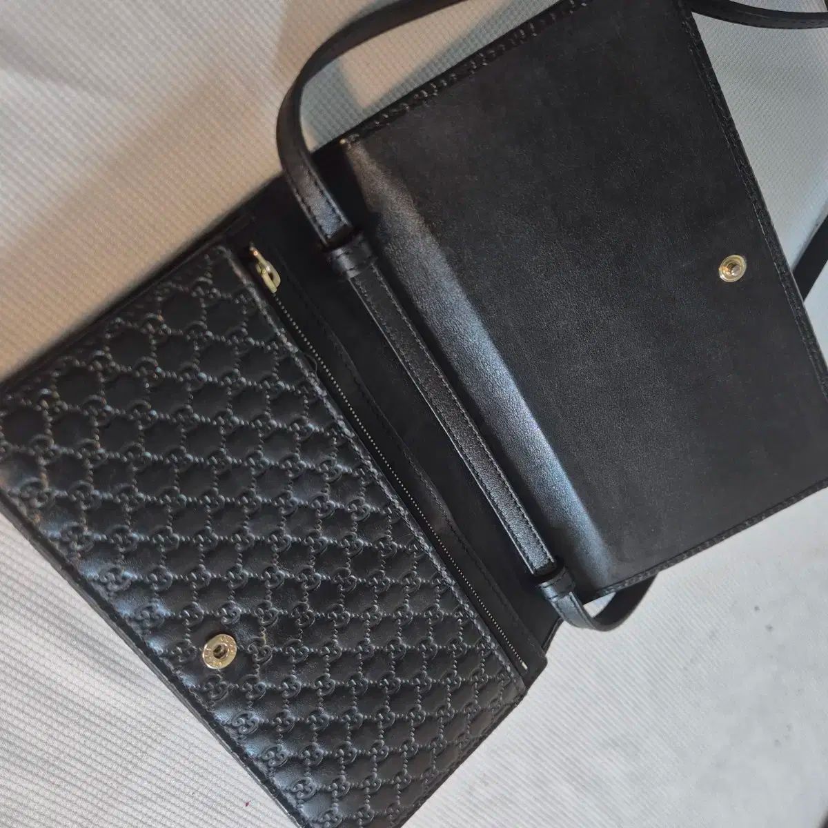 GUCCI グッチ