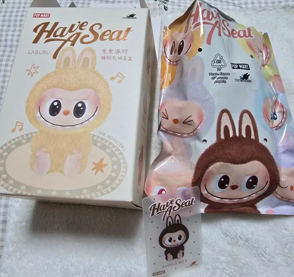 Labubu ラブブ 私と遊ぼう インコグニート シシー