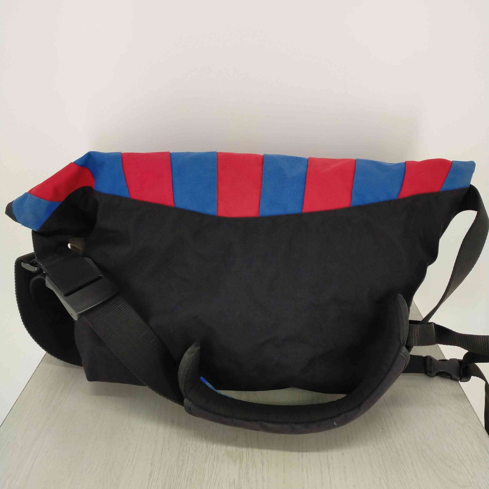 クランプラー CRUMPLER メッセンジャーバッグ カメラバッグ