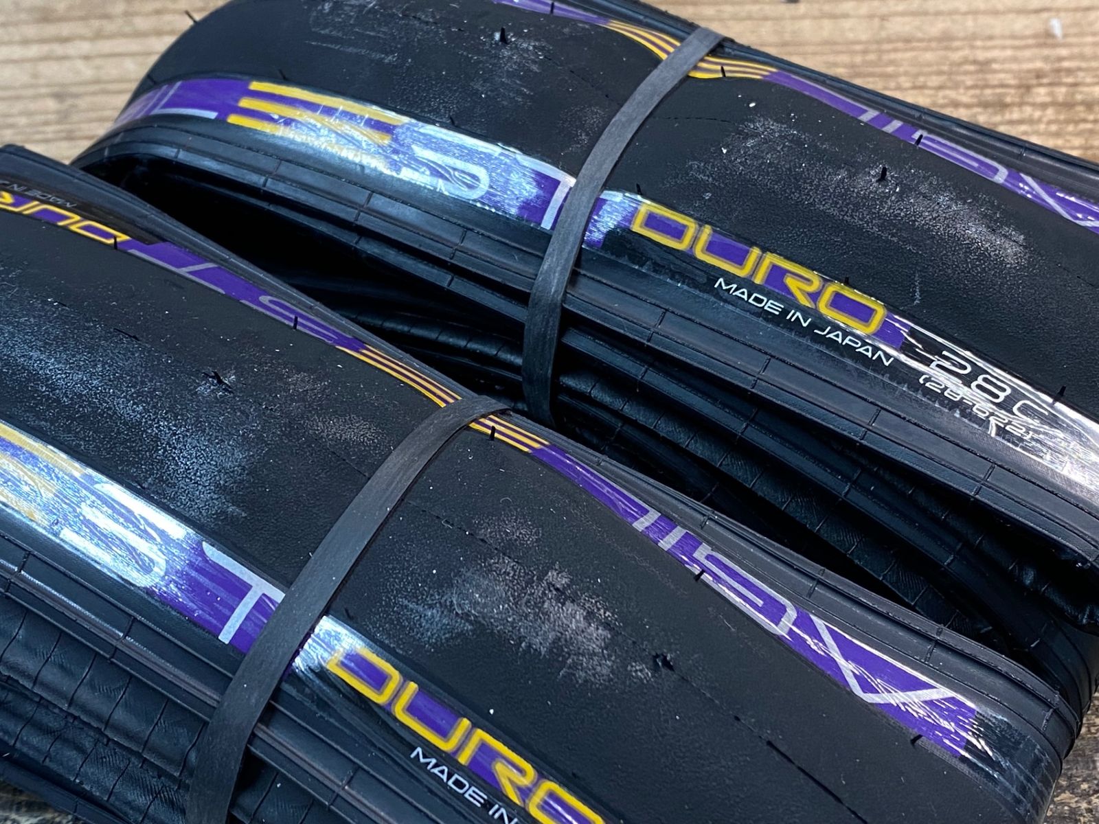 未使用新品PanaracerクリンチャーAGILEST DURO700x28 Panaracer 自転車 タイヤ パナレーサー アジリスト デューロ 2本