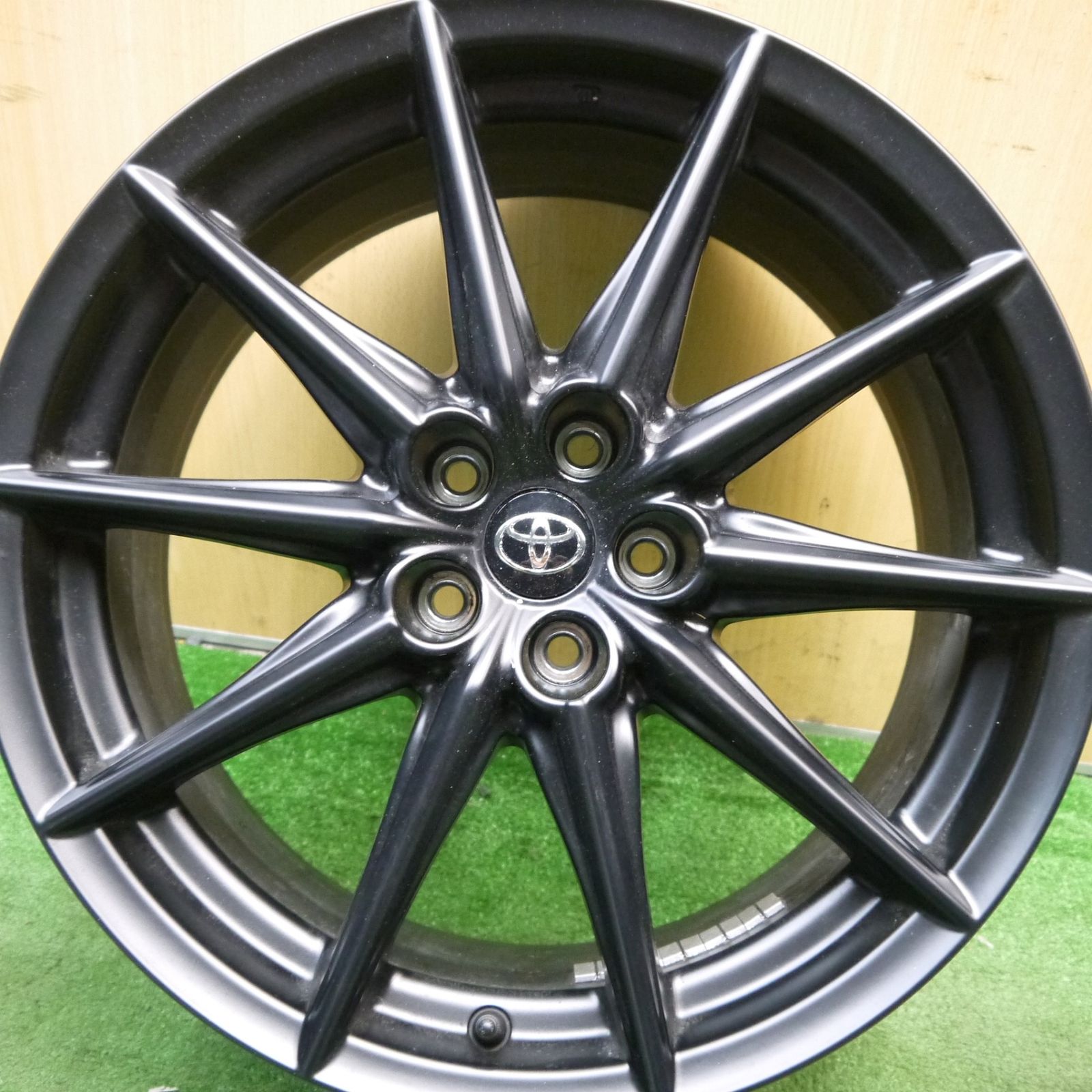 送料無料] 新車外し！1本☆トヨタ GR 86 スバル BRZ 純正 ホイール 18