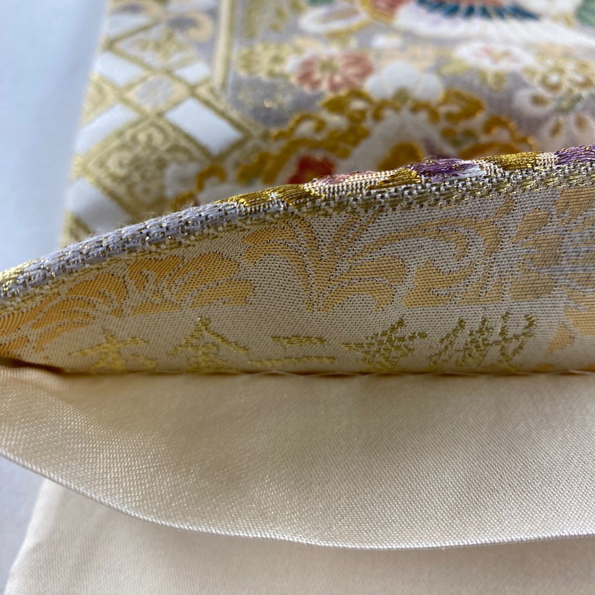 袋帯 美品 秀品 華文 花鳥 金銀糸 箔 ベージュ 六通 正絹 【中古 袋帯 美品 秀品 華文 花鳥 金銀糸 箔 ベージュ 六通 正絹 【中古