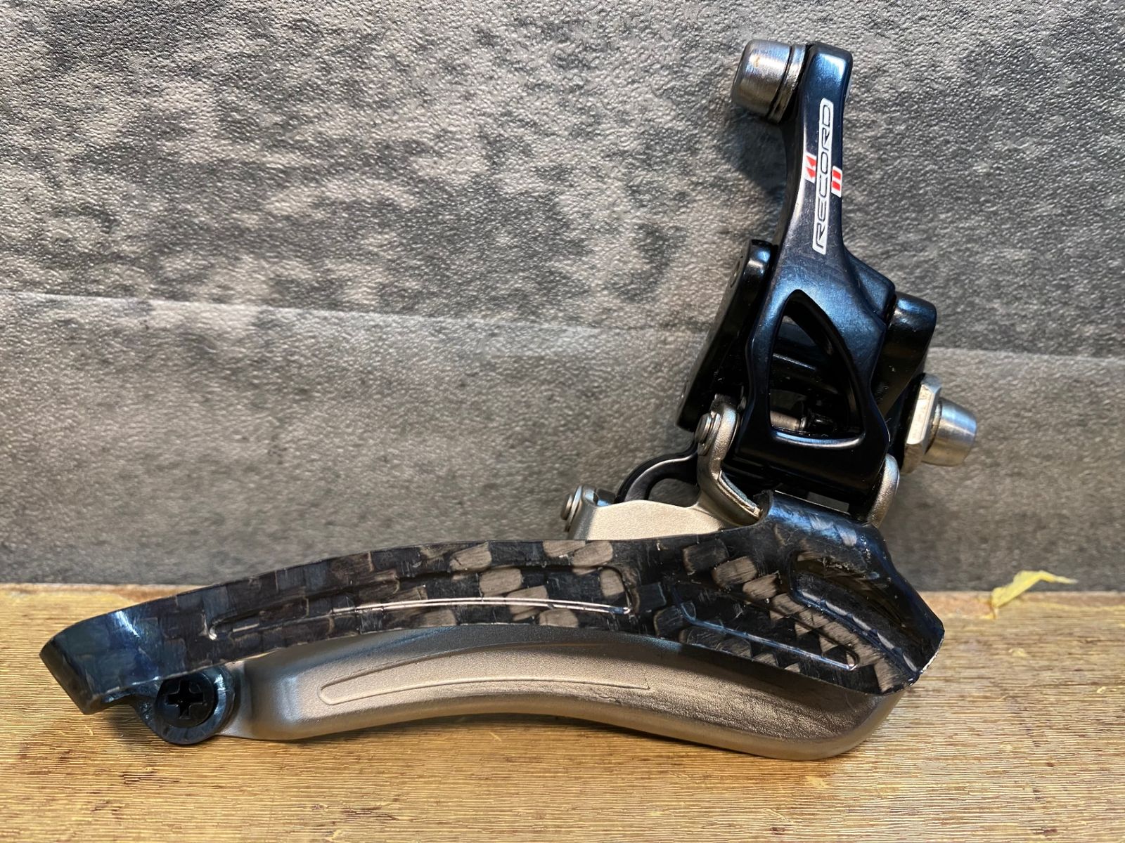 JH112 カンパニョーロ CAMPAGNOLO レコード RECORD FD15IRE28 フロントディレイラー 直付