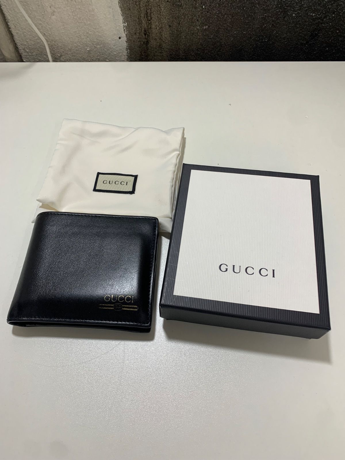 j1548 GUCCI グッチ 2つ折り財布