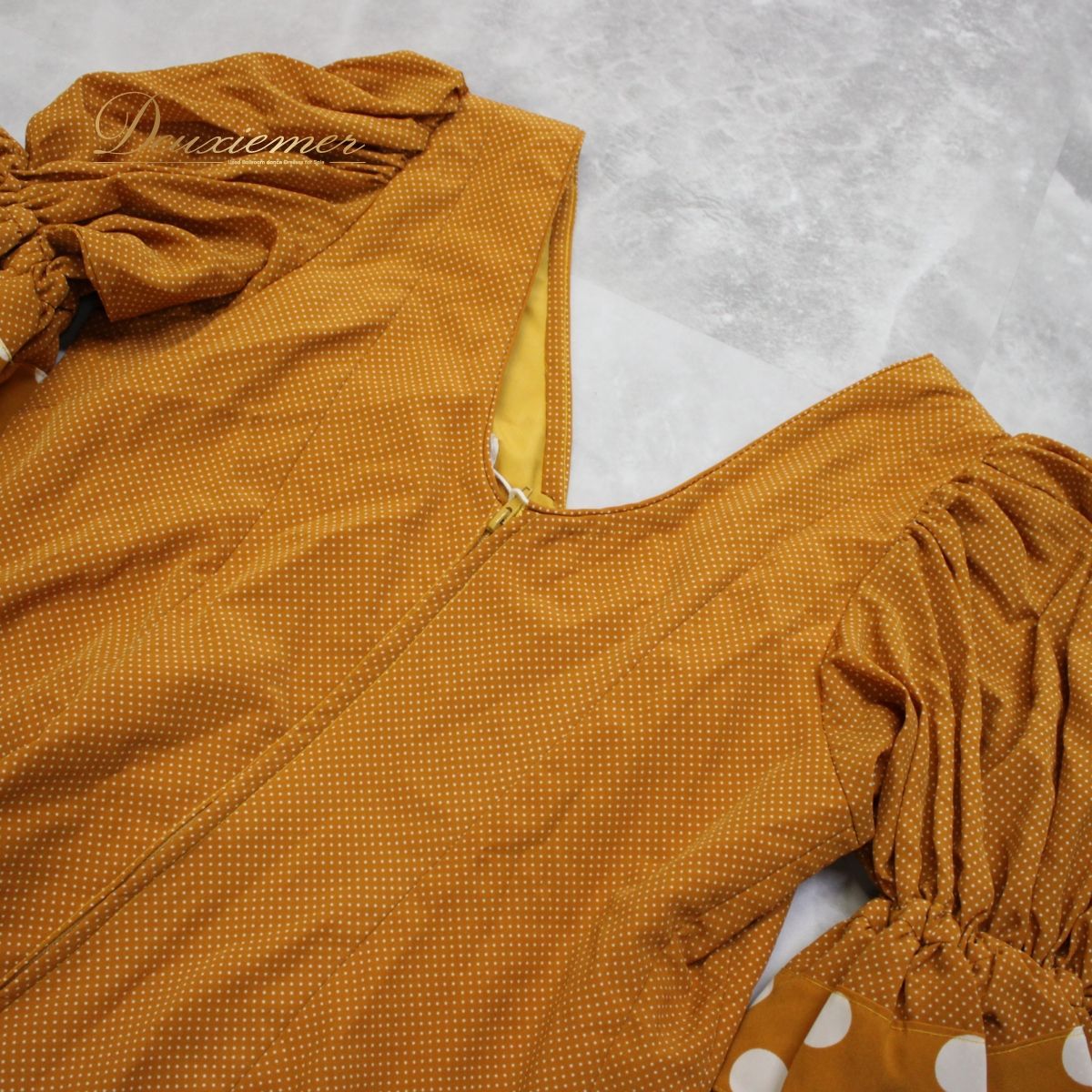 【美品 フラメンコ衣装】ワンピース ドレス オーカー 金茶 白 ホワイト オレンジ ドット マルチドット 水玉 ボランテ フリル 美品 フラメンコ衣装】ワンピース ドレス オーカー 金茶 白