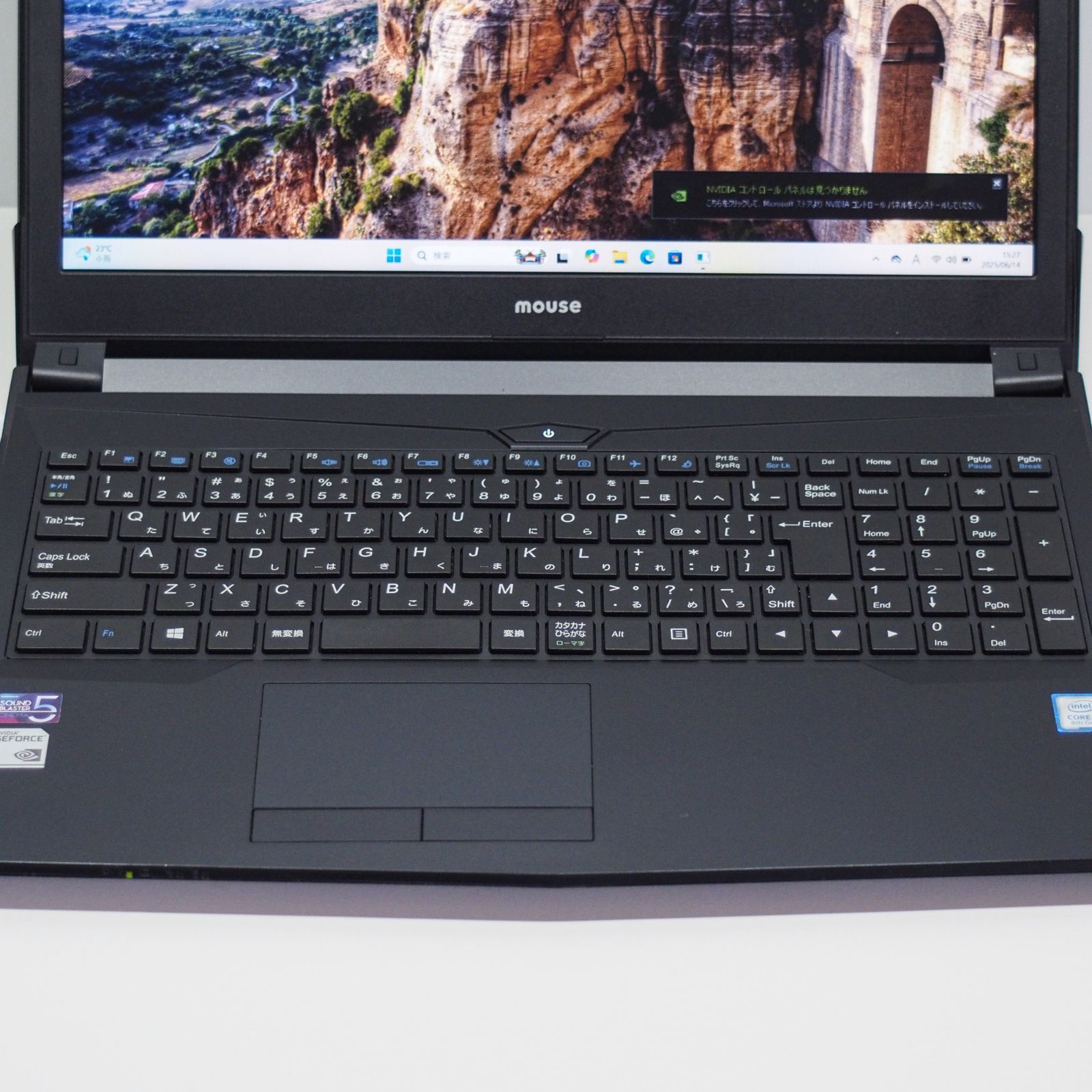 Mouse m-Book K690、16 GBメモリ、512GB SSD、Windows 11 Pro