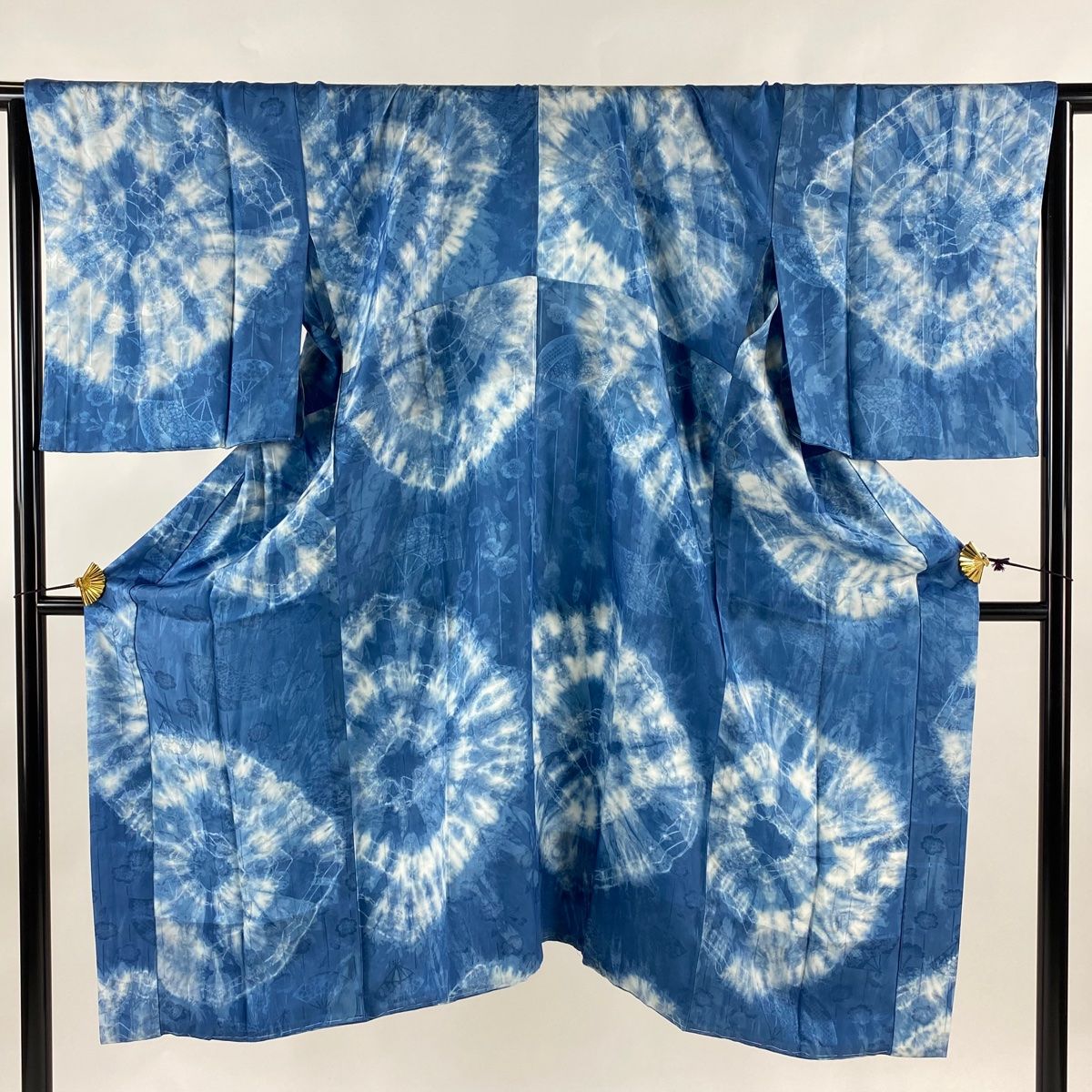 長襦袢 身丈126.5cm 裄丈68cm L 阿波藍天然染 草花 幾何学 青灰色 正絹 名品