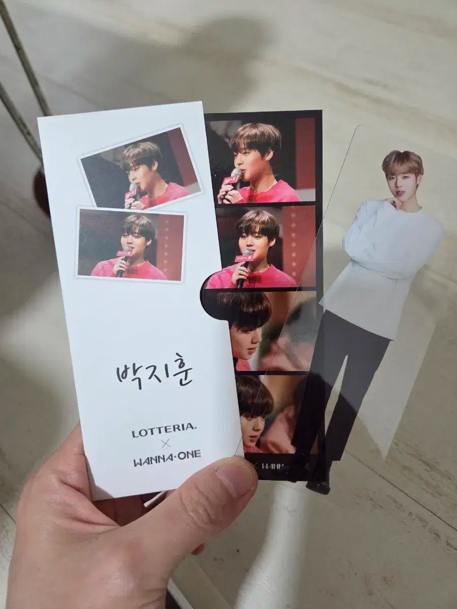 パクジフン ワナワン Wanna One スローガン セット パクジフン ワナワン Wanna One スローガン セット