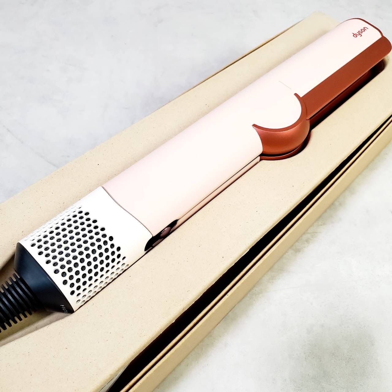 ダイソン dyson Airstrait ストレイトナー HT01 ストレートアイロン