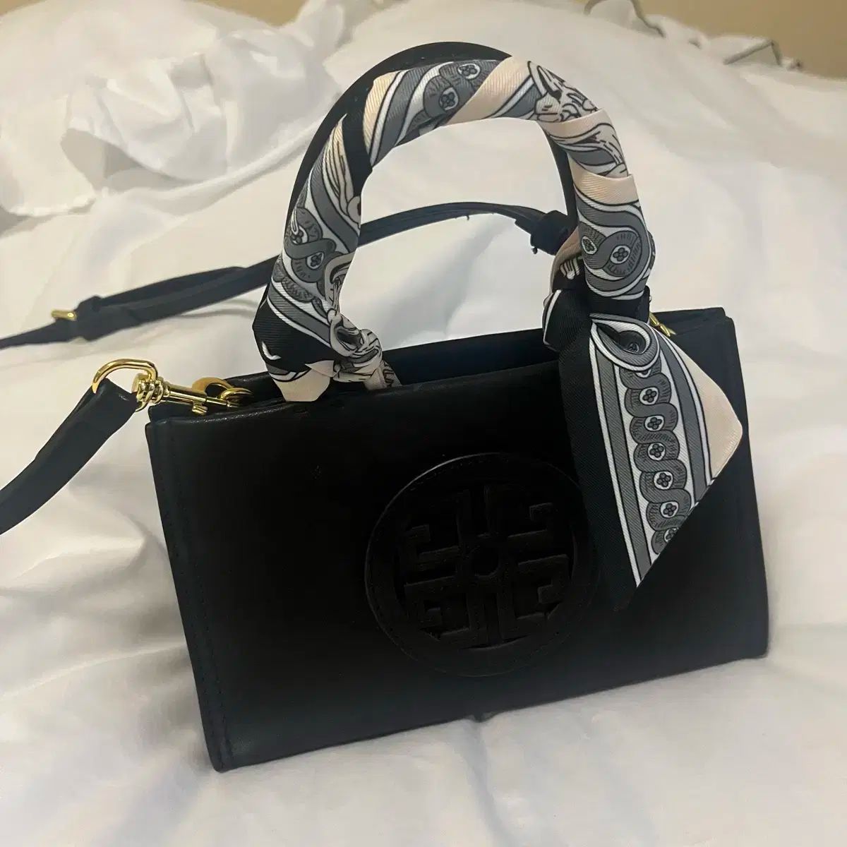Tory Burch(トリーバーチ) ミニ ショルダーバッグ - メルカリ