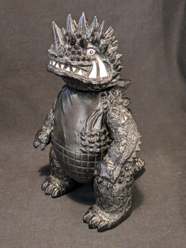 マーミット ビニールパラダイス マグラー 黒成型