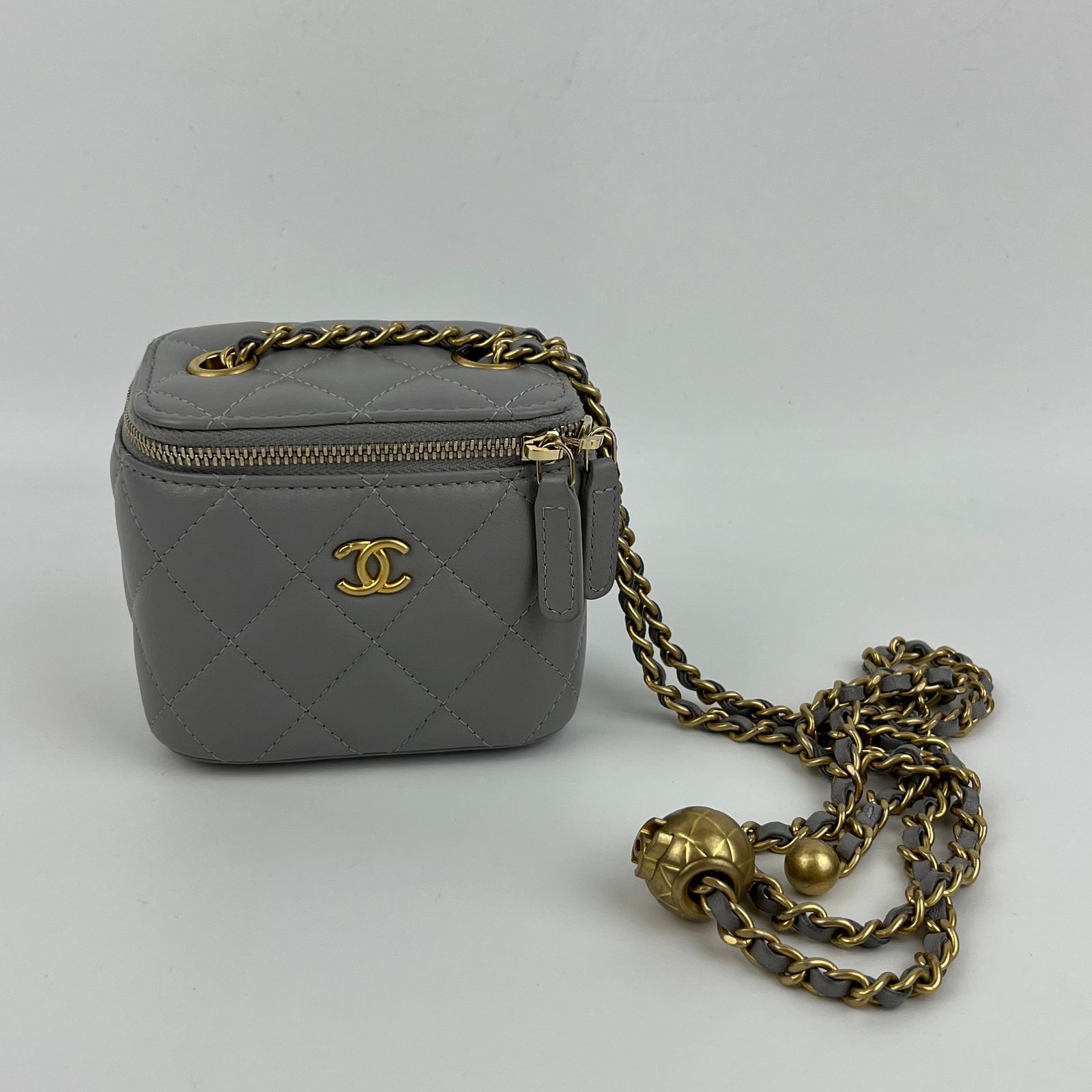 【VINTAGE】シャネル マトラッセ チェーンショルダー バニティ CHANEL - シャネル バニティチェーンショルダー マトラッセ