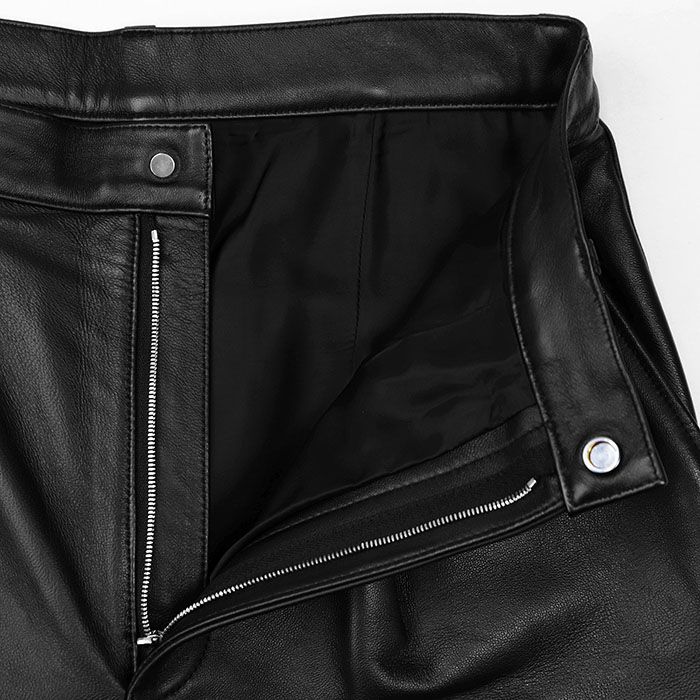 ワイドテーパードシルエット 1タック