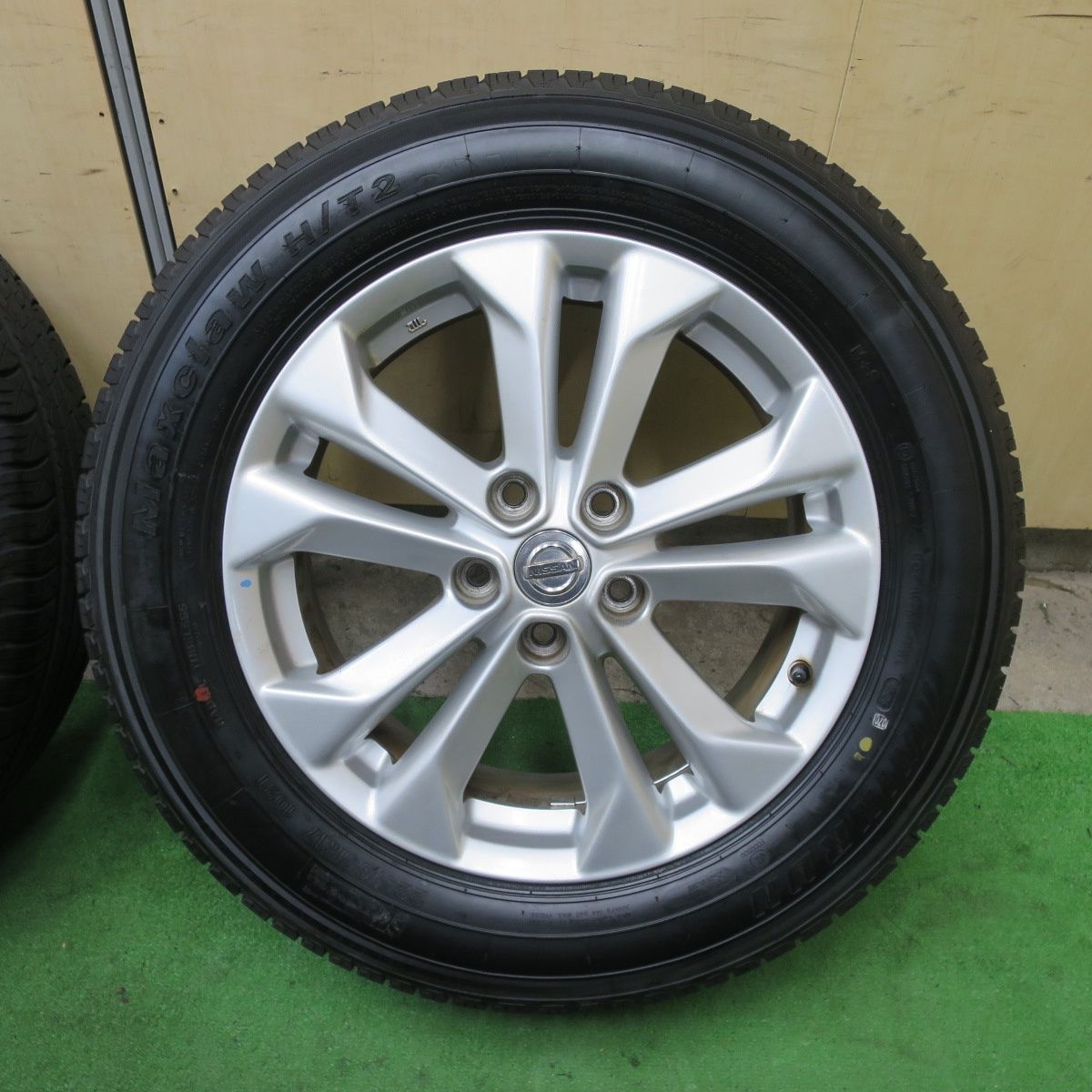 バリ溝 23年 キレイ 9.5分 日産 T32 エクストレイル 純正 225 65R17 ウィンラン Maxclaw H T2 17インチ PCD114.3 5H 5100101TTノ FFCRYSTALESIA_COM