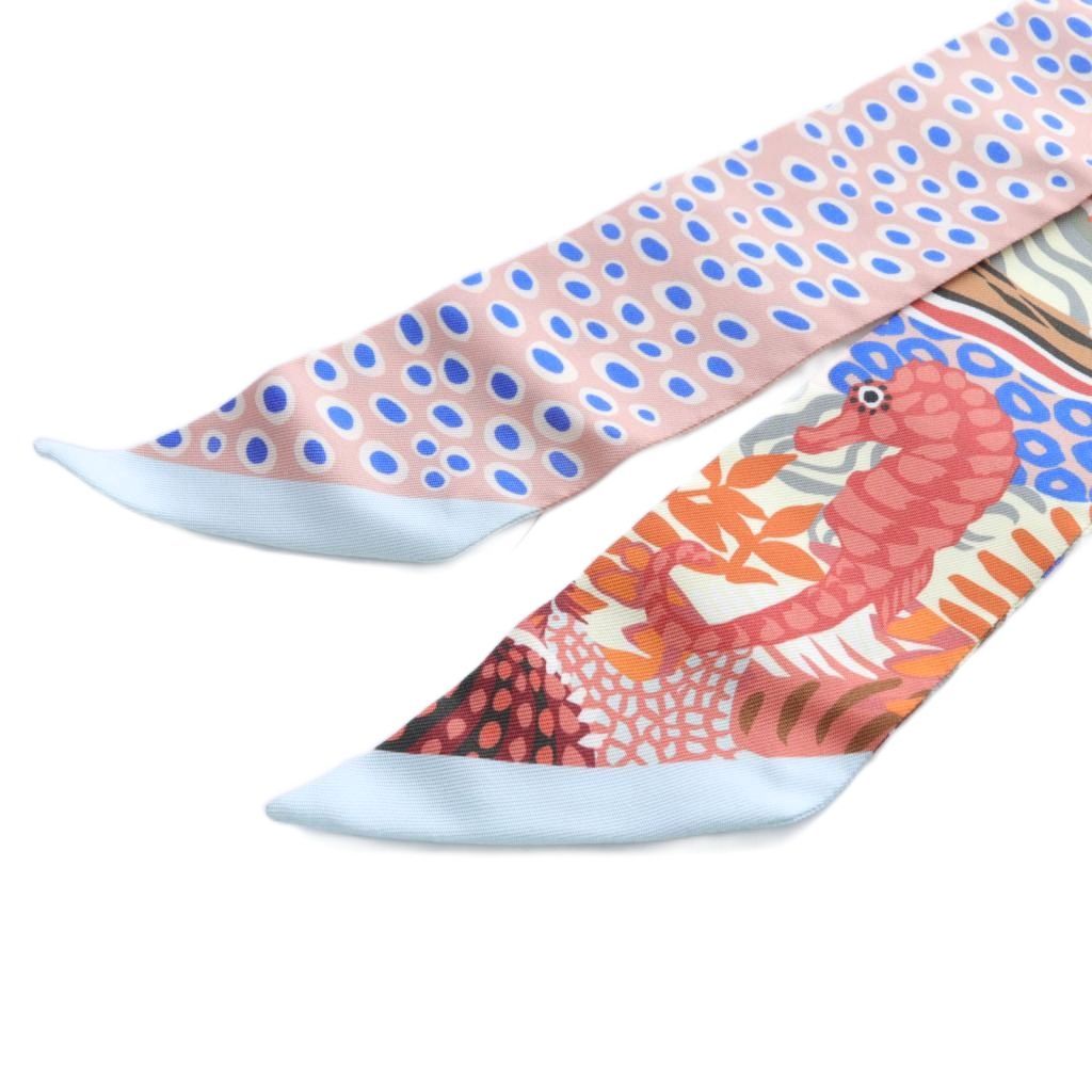 エルメス　ツイリー　レア人気柄❣️　「under the wave 」 エルメス ツイリー UNDER THE WAVES スカーフ 総柄 シルク
